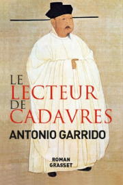 Le lecteur de cadavres : roman - traduit de l'espagnol par Nelly et Alex Lhermillier (Grand Format)